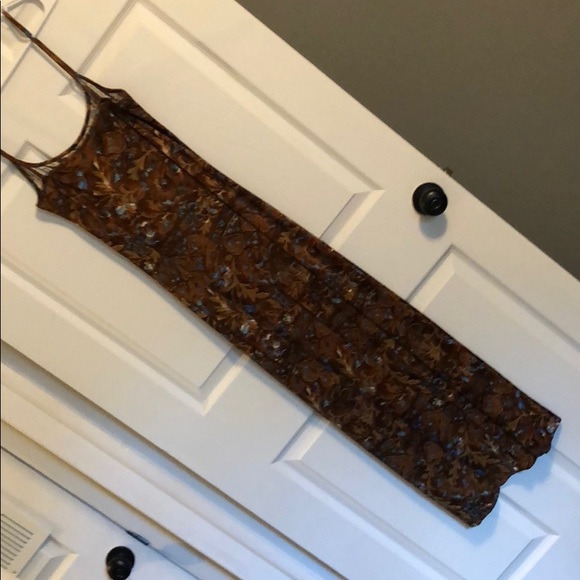 Brown summer dress w blue pops of color size L - Picture 3 of 5